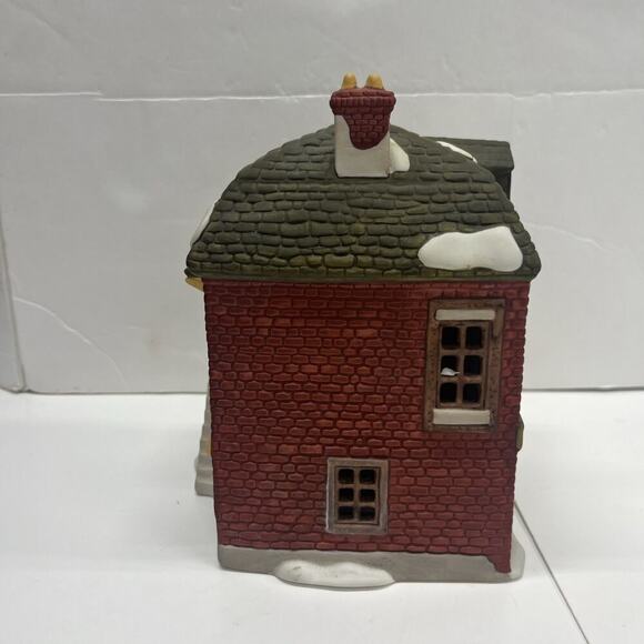 Dept 56 Dickens' Village Series A Christmas Carol Fezziwig's Warehouse Mint - Picture 7 of 15